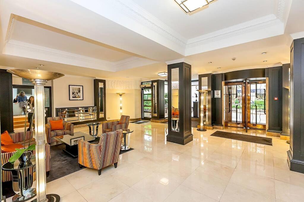 לונדון Art-Deco Apartment In Very Popular Chelsea Area מראה חיצוני תמונה